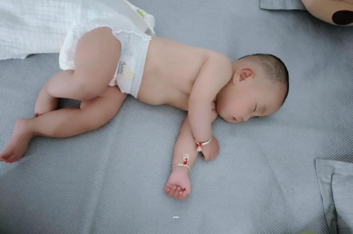 博白孕妇肚脐周围发青